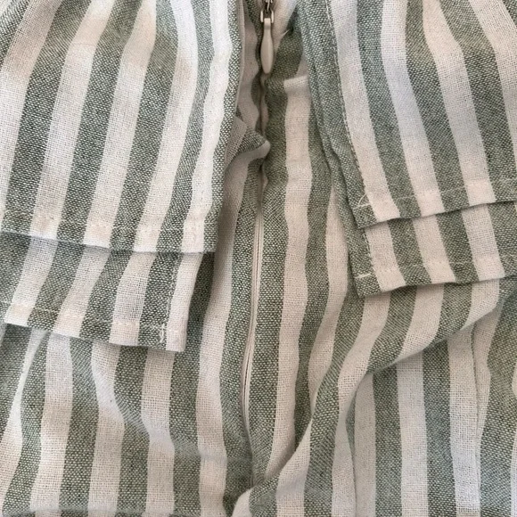 Lulu's White and Green Off-Shoulder Jumpsuit - Picture 12 of 14